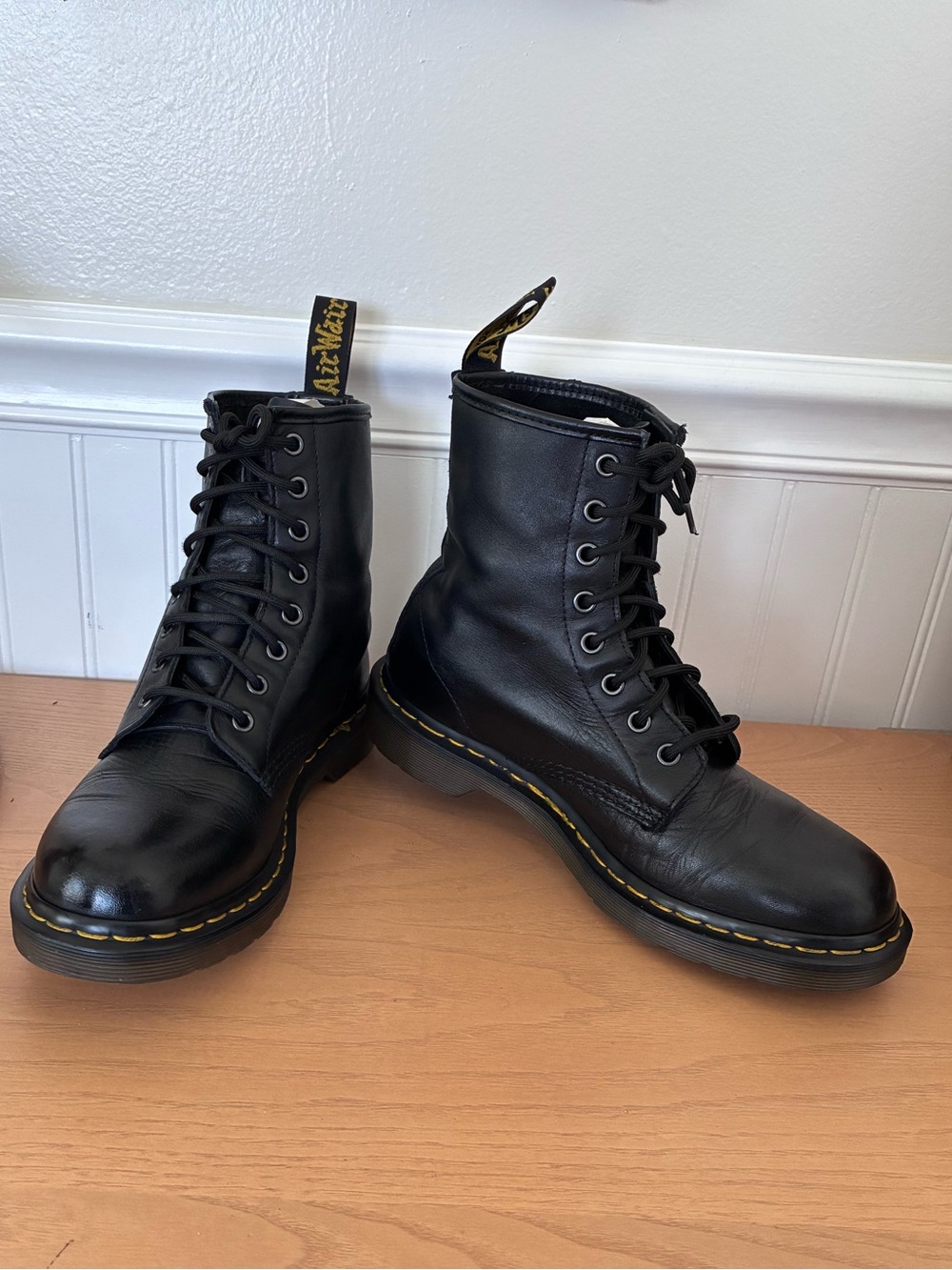 Dr. Martens 1460 Pascal Virginia boots in black Women’s Size 9 - Picture 2 of 9